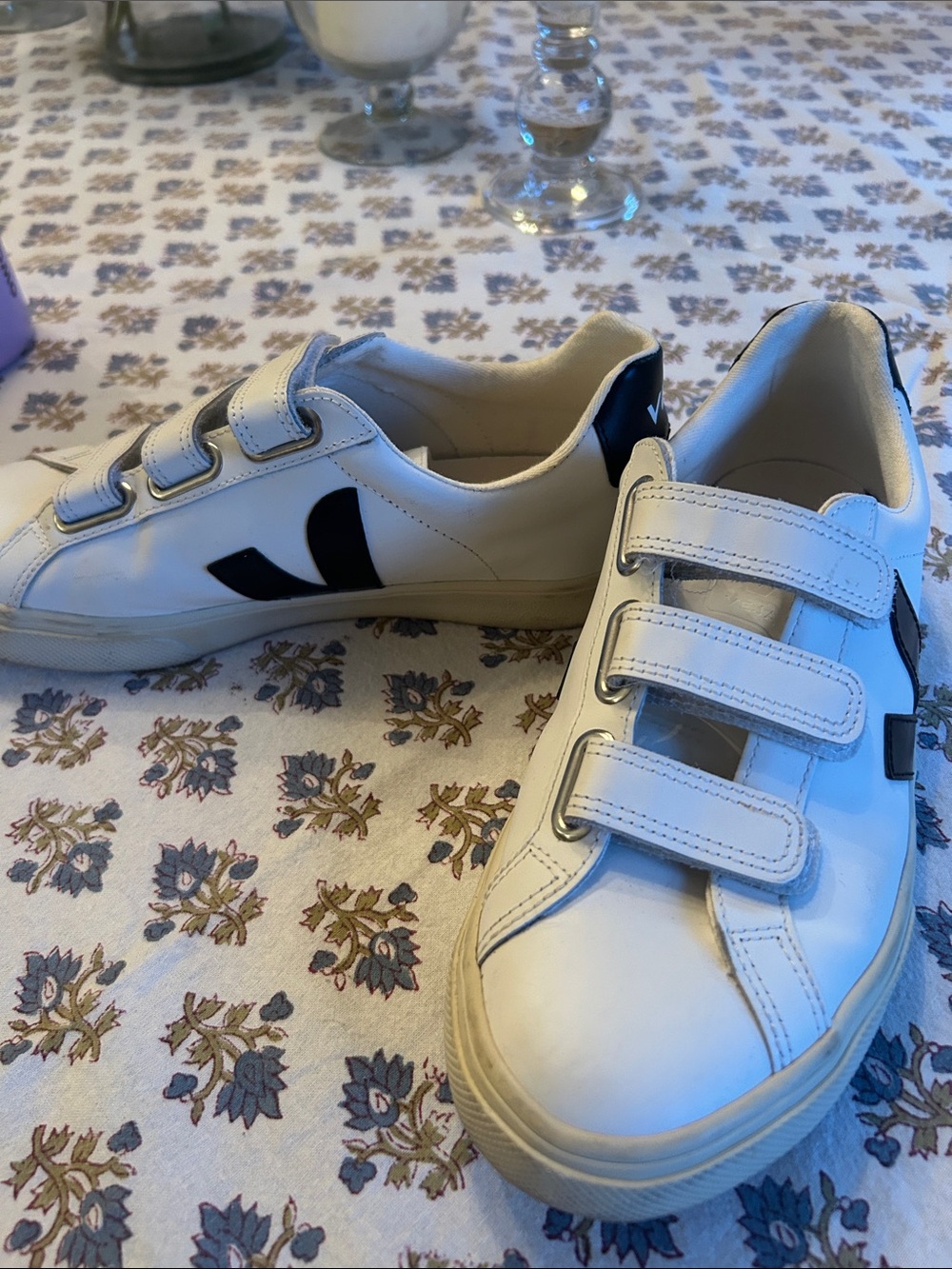Velcro Vejas black & white size 6